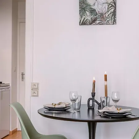 Studio With Balcony And Shared Pool In Westende 米德尔克尔克
